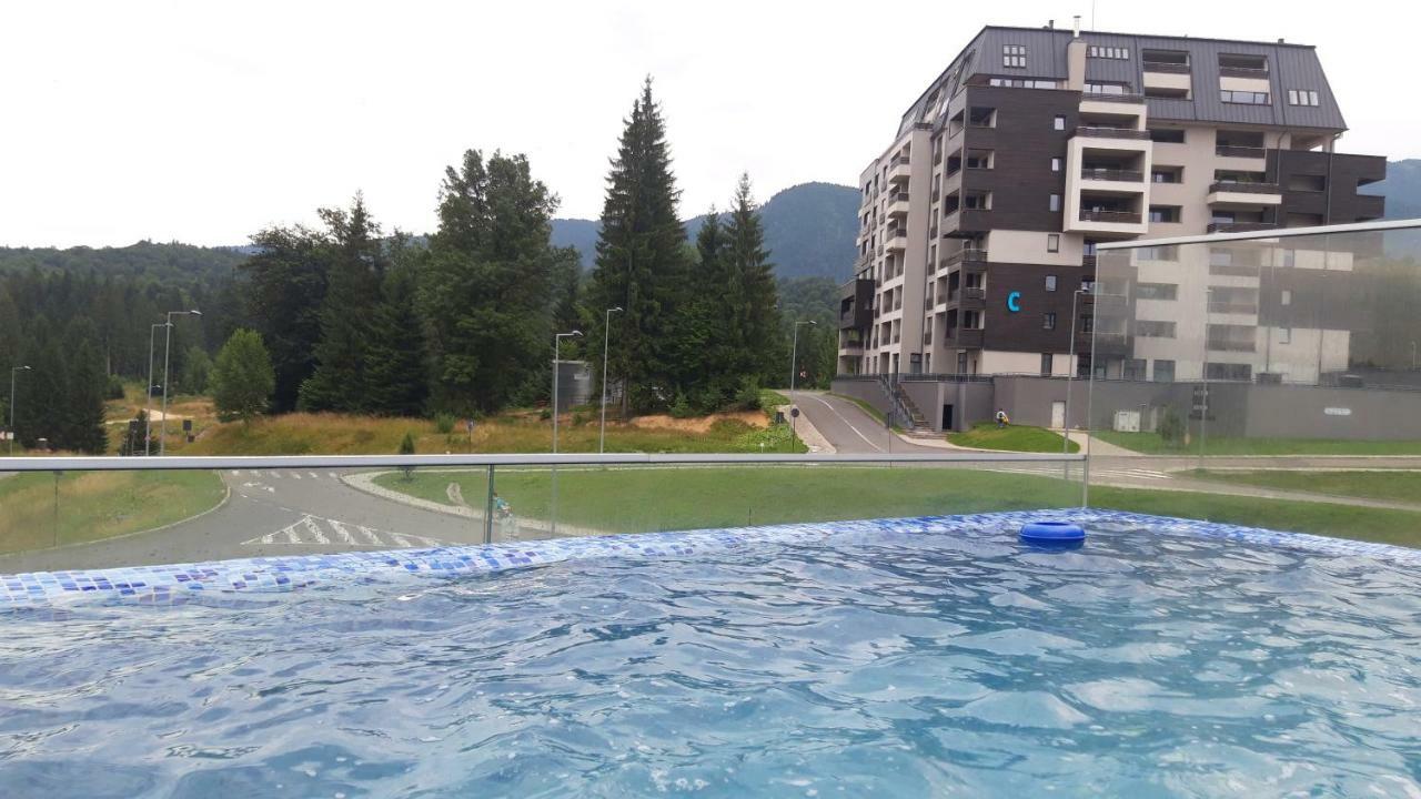 Luxury Mountain Apartment Poiana Brasov Exteriör bild